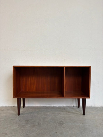 
                  
                    Mid century LP kastje mahonie, A|S Søborg Møbelfabrik - LOUI.STORE
                  
                