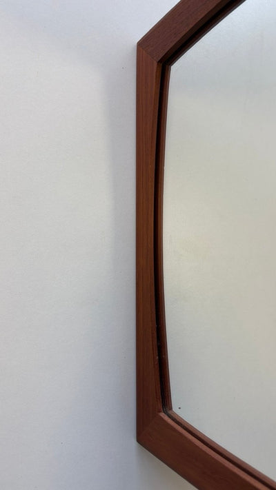 
                  
                    Mid century spiegel teak brede lijst - LOUI.STORE
                  
                