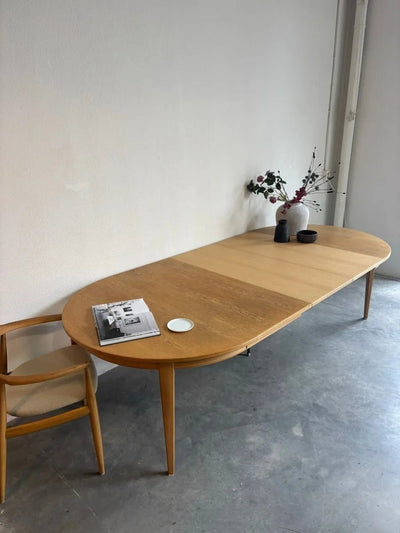 
                  
                    Mid Century uitschuifbare eettafel Omann Jun eiken, model 55 - LOUI.STORE
                  
                