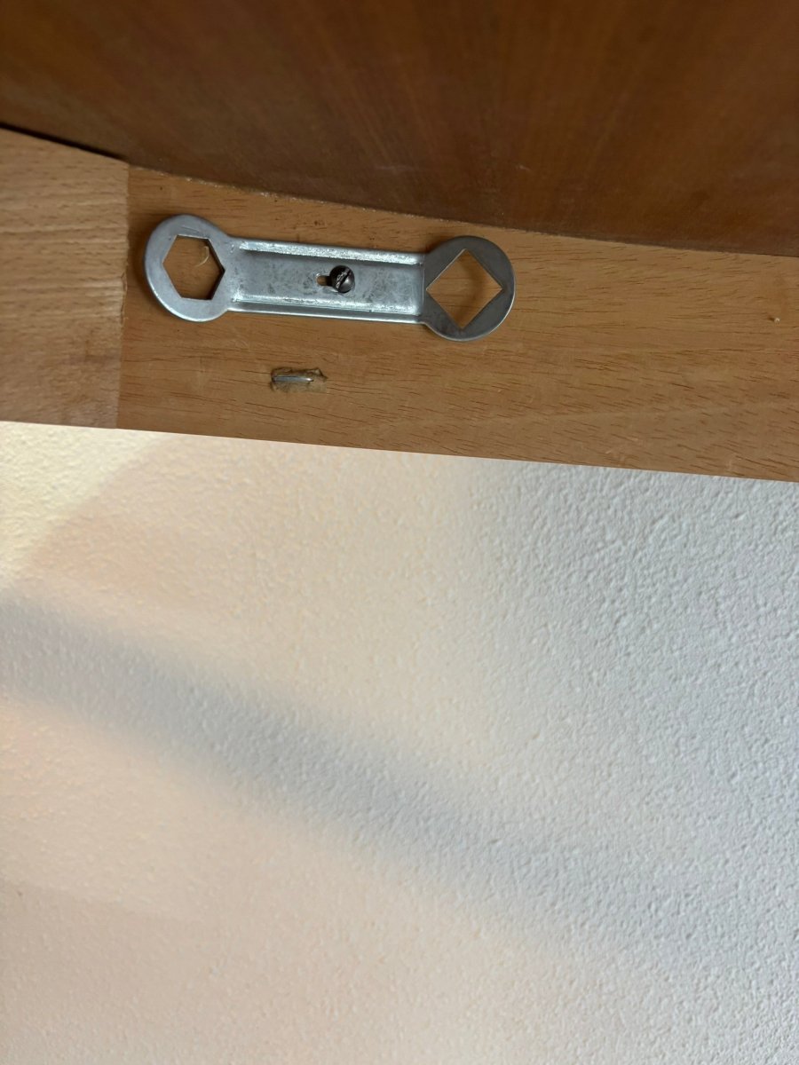 
                  
                    Mid Century uitschuifbare eettafel Omann Jun eiken, model 55 - LOUI.STORE
                  
                