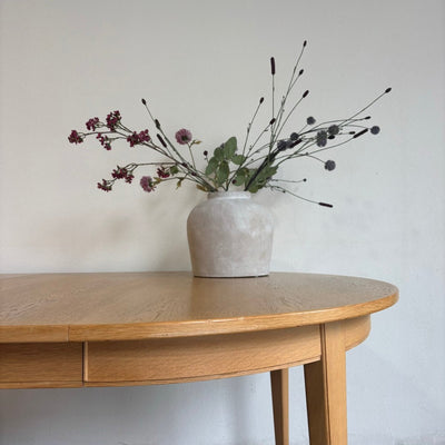 
                  
                    Mid Century uitschuifbare eettafel Omann Jun eiken, model 55 - LOUI.STORE
                  
                