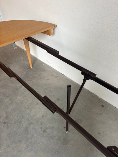 
                  
                    Mid Century uitschuifbare eettafel Omann Jun eiken, model 55 - LOUI.STORE
                  
                