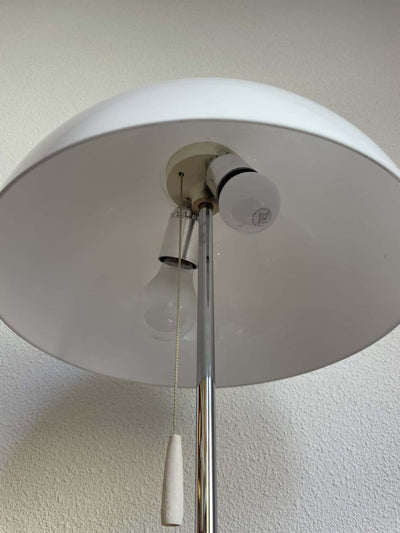 
                  
                    Mushroom lamp Frank Bentler - LOUI.STORE
                  
                
