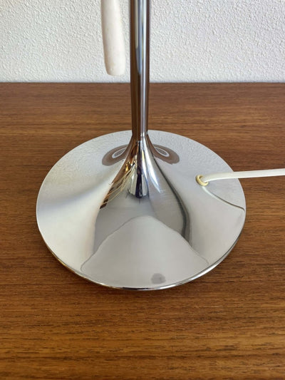 
                  
                    Mushroom lamp Frank Bentler - LOUI.STORE
                  
                