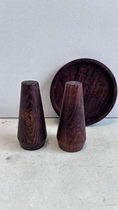 
                  
                    Peper en zout stel in palissander - LOUI.STORE
                  
                