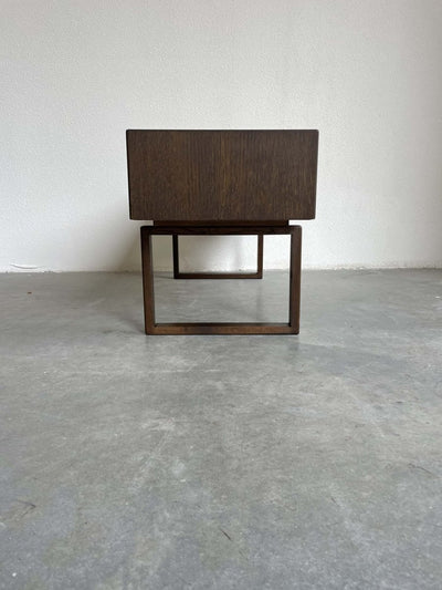 
                  
                    Plantenbak Kai Kristiansen donker eiken - LOUI.STORE
                  
                