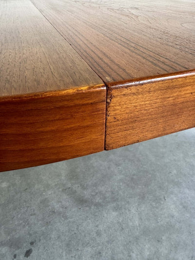 
                  
                    Ronde tafel uitschuifbaar - LOUI.STORE
                  
                