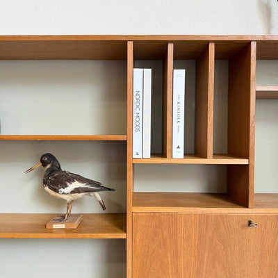 
                  
                    Ruim eiken vintage boekenkast met klep - open schappen - LOUI
                  
                
