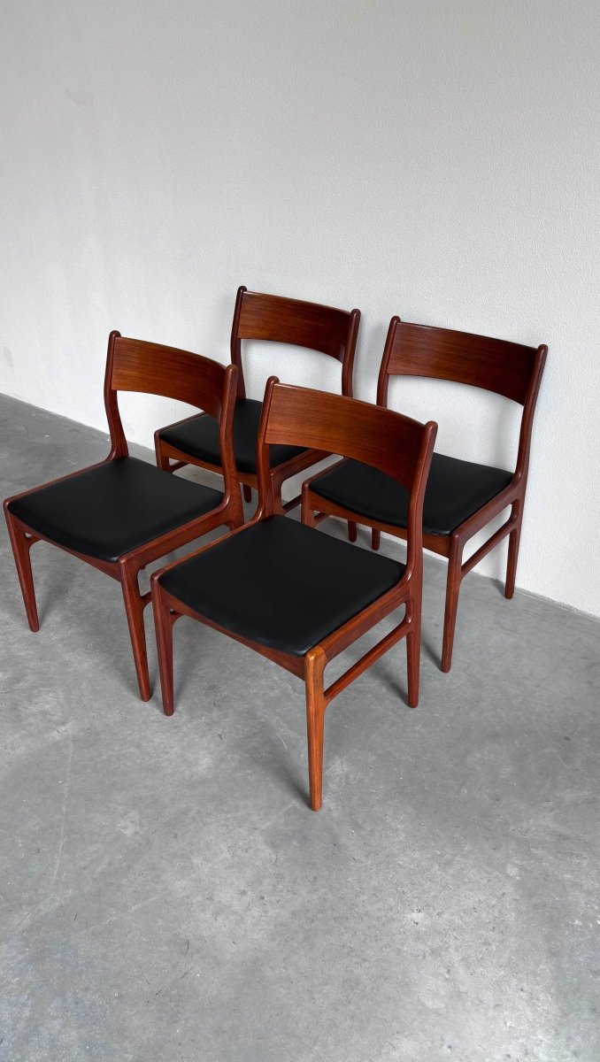 
                  
                    Set 4* stoelen Funder-Schmidt & Madsen - LOUI.STORE
                  
                