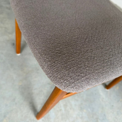 
                  
                    Set 4* vintage eetkamerstoelen teak Faldsled no.66 - LOUI
                  
                