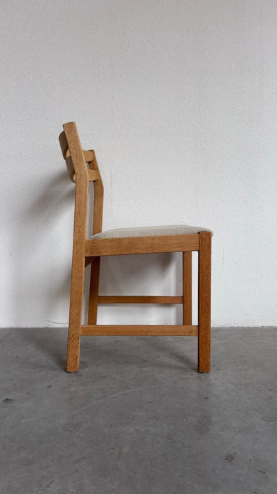 
                  
                    Set 4* vintage eiken stoelen - LOUI.STORE
                  
                