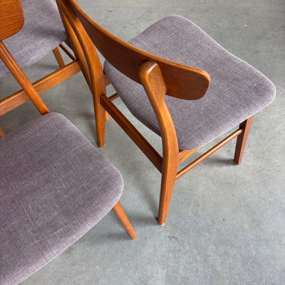 
                  
                    Set 4* vintage Findahl eetkamerstoelen teak - LOUI
                  
                