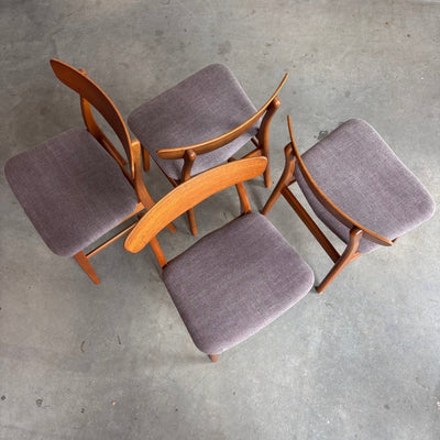 
                  
                    Set 4* vintage Findahl eetkamerstoelen teak - LOUI
                  
                