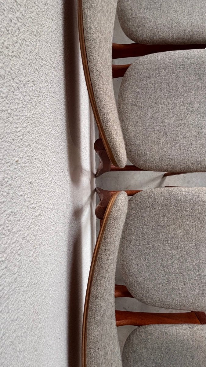 
                  
                    Set 4 vintage stoelen Thorsø - LOUI.STORE
                  
                