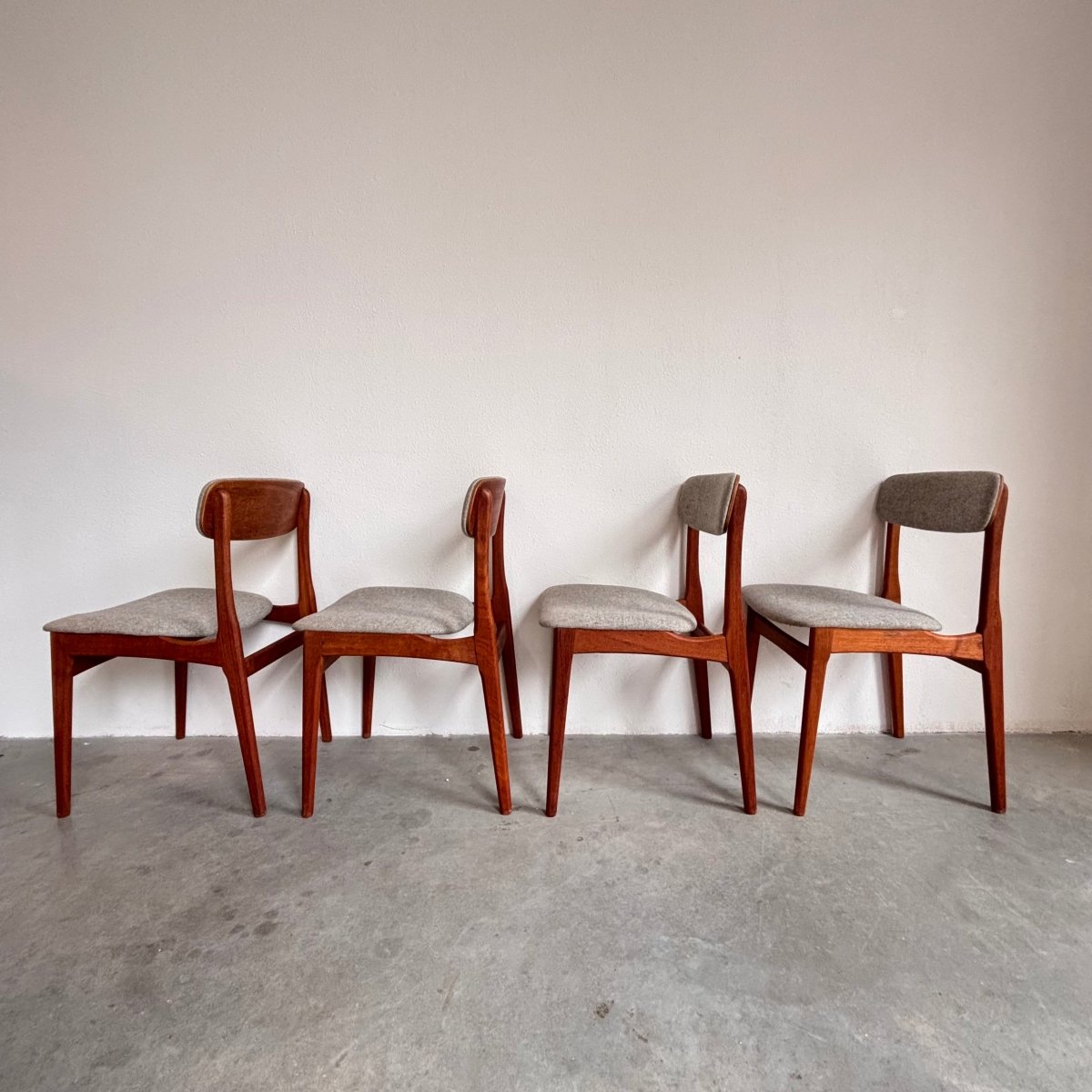 Set 4 vintage stoelen Thorsø - LOUI.STORE