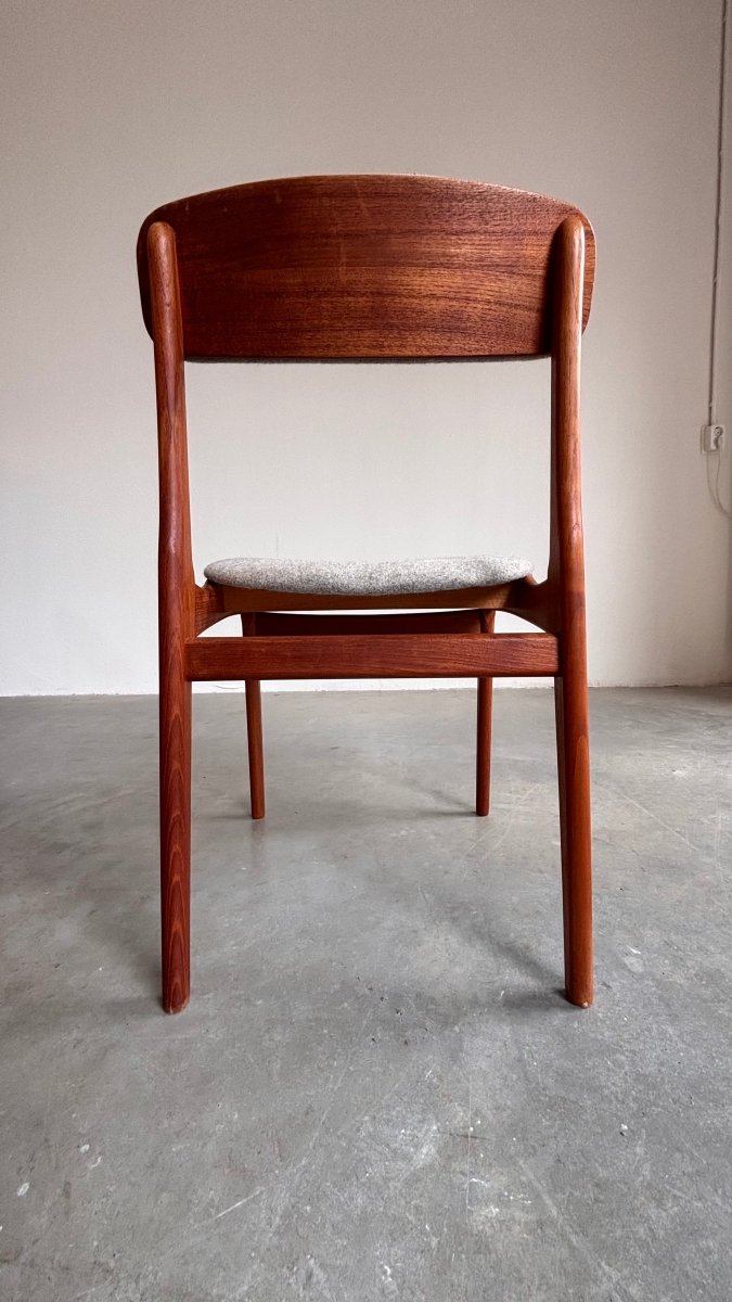 
                  
                    Set 4 vintage stoelen Thorsø - LOUI.STORE
                  
                