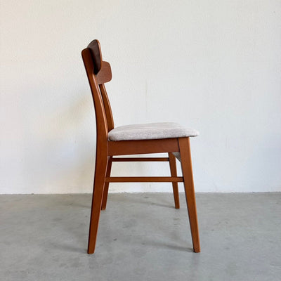 
                  
                    Set 6* vintage Findahl eetkamerstoelen dots - LOUI
                  
                