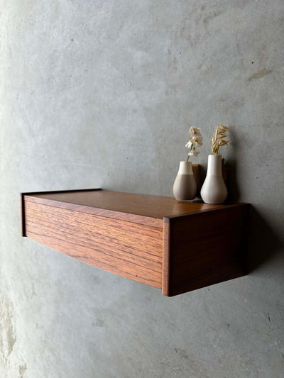 
                  
                    Set nachtkastjes teak - LOUI.STORE
                  
                