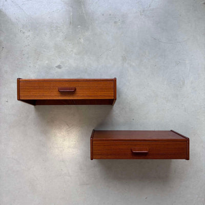 
                  
                    Set nachtkastjes teak - LOUI.STORE
                  
                