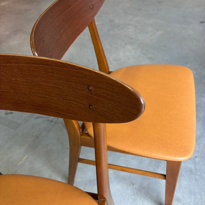 
                  
                    Set van 2 Farstrup stoelen teak - skai - LOUI.STORE
                  
                