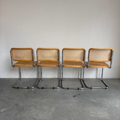 
                  
                    Set van 4 Cesca stoelen Marcel Breuer - LOUI.STORE
                  
                