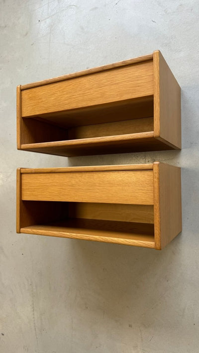 
                  
                    Set vintage wandkastjes eiken set - LOUI.STORE
                  
                