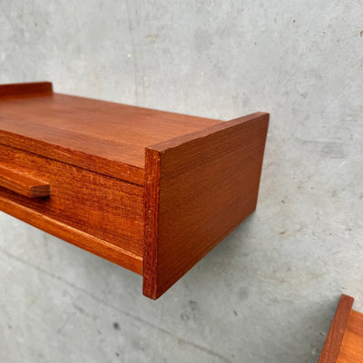 
                  
                    Set wandkastjes teak - LOUI.STORE
                  
                