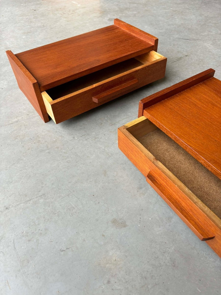 
                  
                    Set wandkastjes teak - LOUI.STORE
                  
                