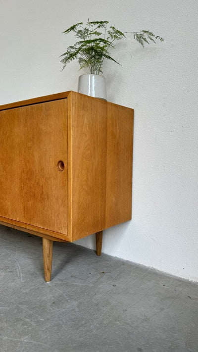 
                  
                    Sideboard Børge Mogensen eiken - LOUI.STORE
                  
                