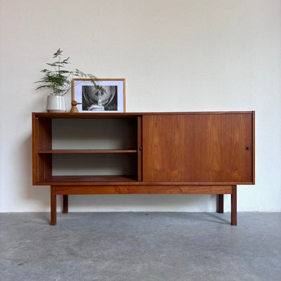 
                  
                    Sideboard Domino teak - LOUI.STORE
                  
                