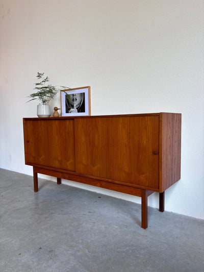 
                  
                    Sideboard Domino teak - LOUI.STORE
                  
                
