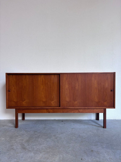 
                  
                    Sideboard Domino teak - LOUI.STORE
                  
                