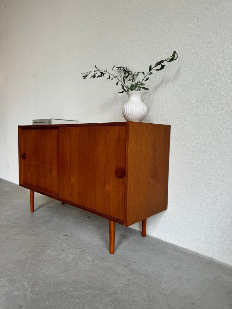 
                  
                    Sideboard domino teak - LOUI.STORE
                  
                