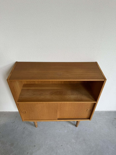 
                  
                    Sideboard eiken 2 schuifdeuren - LOUI.STORE
                  
                