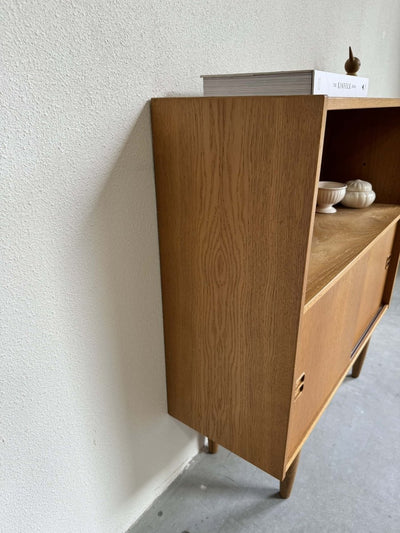 
                  
                    Sideboard eiken 2 schuifdeuren - LOUI.STORE
                  
                