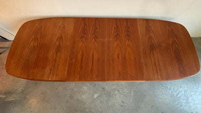 
                  
                    Skovby ovale uitschuifbare eettafel teak, model SM74 - LOUI.STORE
                  
                
