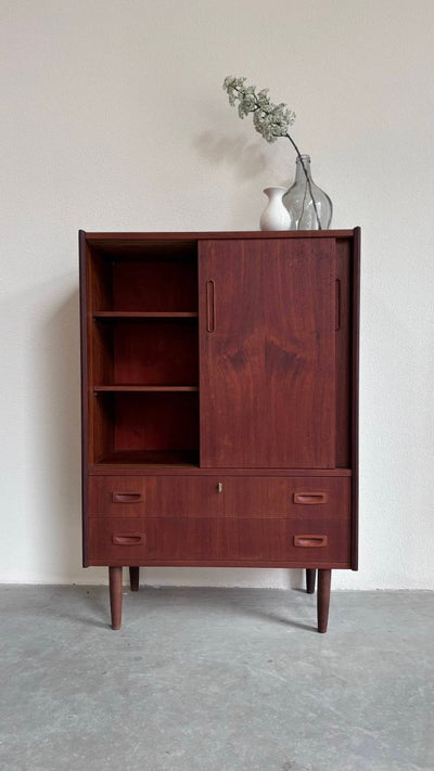 
                  
                    Smal highboard teak - LOUI.STORE
                  
                