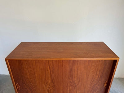 
                  
                    Smal highboard teak - LOUI.STORE
                  
                