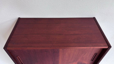 
                  
                    Smal highboard teak - LOUI.STORE
                  
                