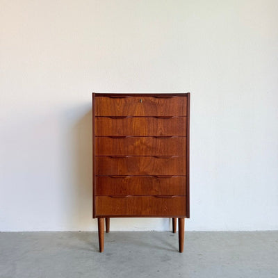 
                  
                    Smalle vintage ladekast 6* teak - LOUI
                  
                