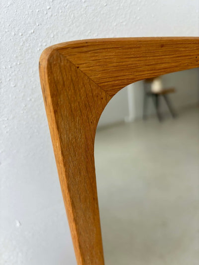 
                  
                    Spiegel eiken met plankje - LOUI.STORE
                  
                