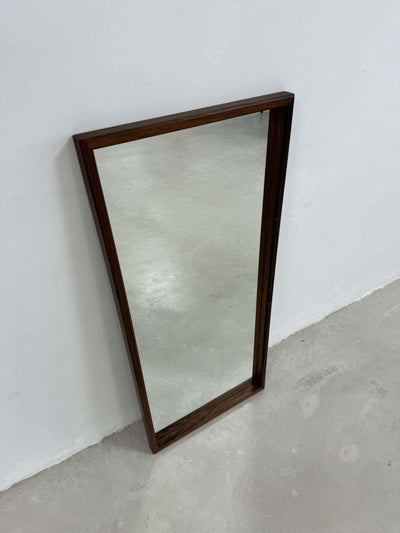 
                  
                    Spiegel palissander groot - LOUI.STORE
                  
                