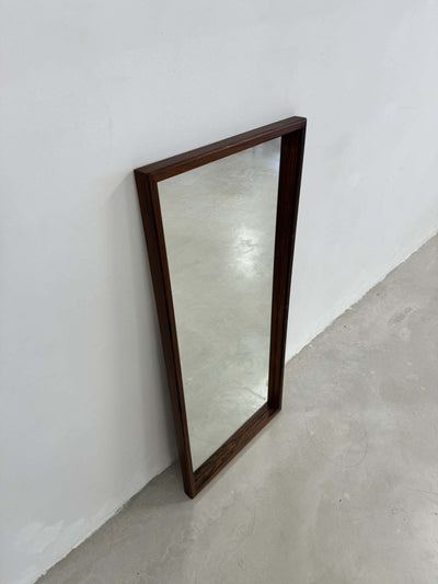 
                  
                    Spiegel palissander groot - LOUI.STORE
                  
                