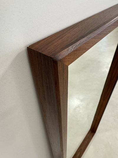 
                  
                    Spiegel palissander groot - LOUI.STORE
                  
                