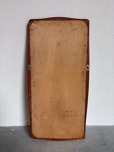 
                  
                    Spiegel teak sierlijke lijst - LOUI.STORE
                  
                