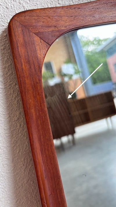 
                  
                    Spiegel teak sierlijke lijst - LOUI.STORE
                  
                