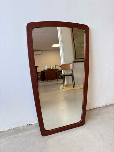 Spiegel teak tapstoelopend - LOUI.STORE