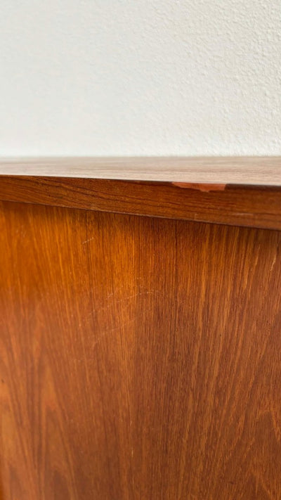 
                  
                    Strak lowboard teak - LOUI.STORE
                  
                