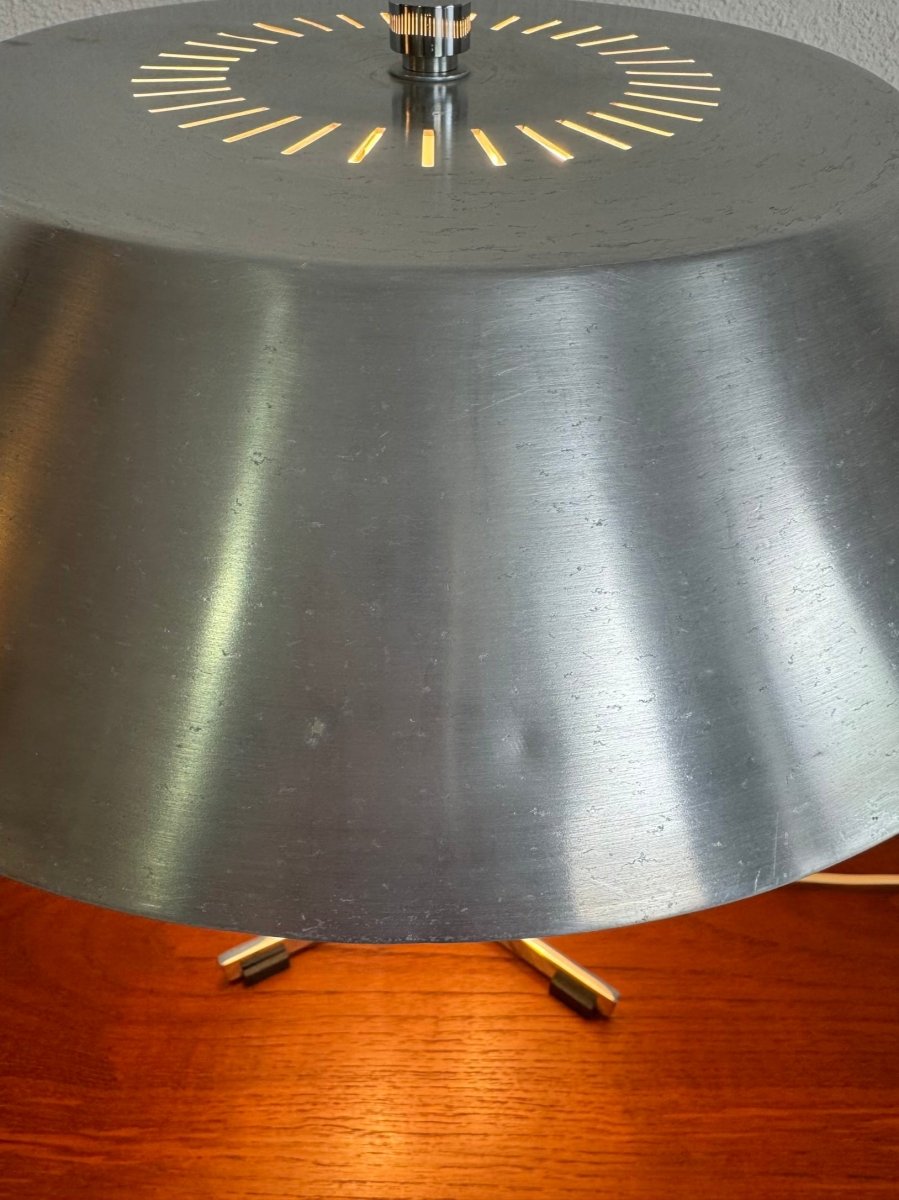 
                  
                    Tafellamp Jo Hammerborg design - LOUI.STORE
                  
                