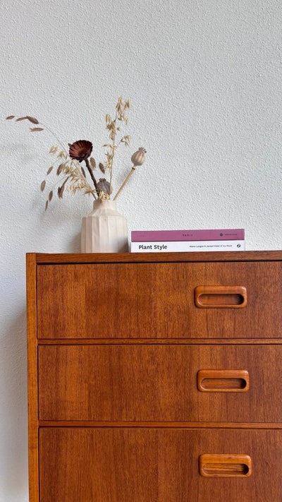 
                  
                    Teak ladekastje 3* - LOUI.STORE
                  
                